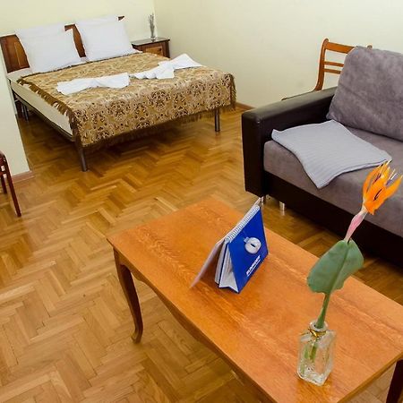 Apartament Na Adamkovskoy Apartment Brest Exterior photo